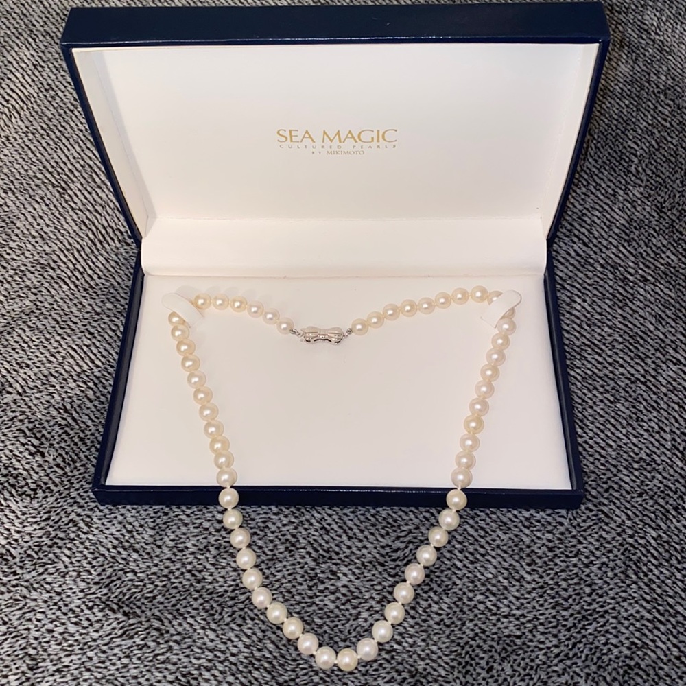 Sea Magic Cultured Pearls by MIKIMOTO